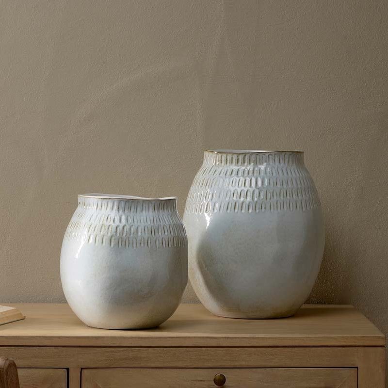 Off-White Ceramic Flower Vase