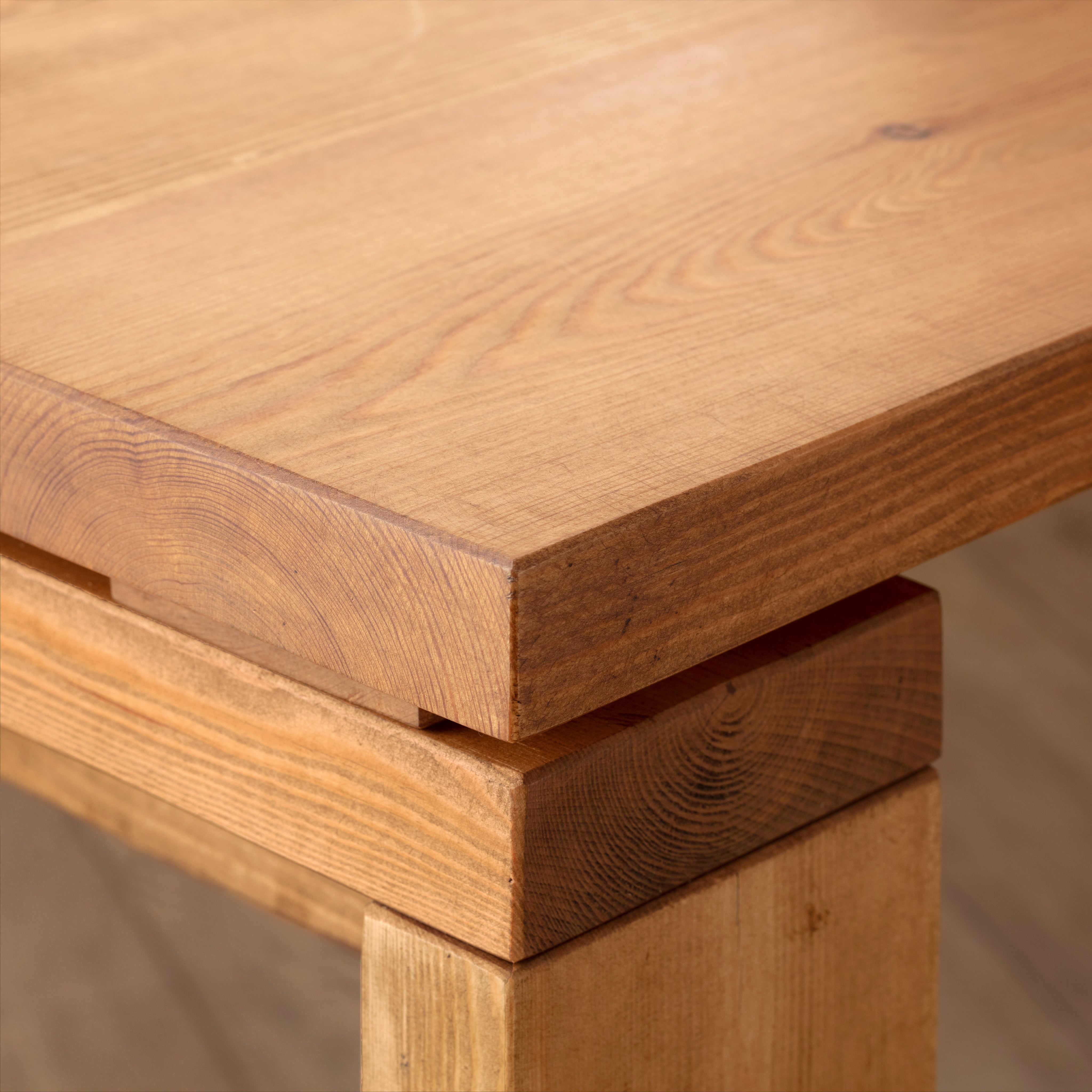Sandyford Dining Table -