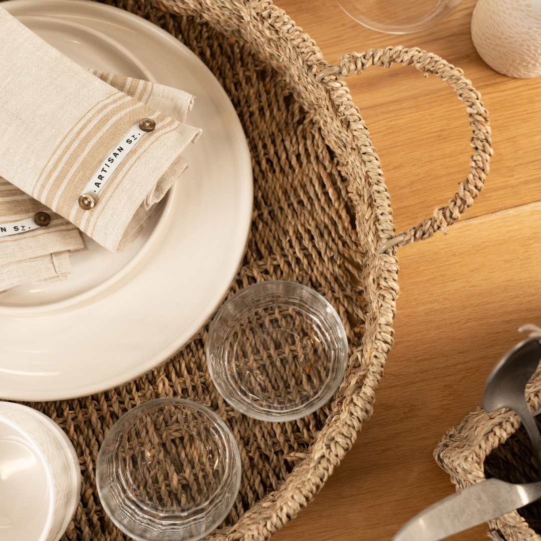 Seagrass Large Round Tray With Handles - Tableware