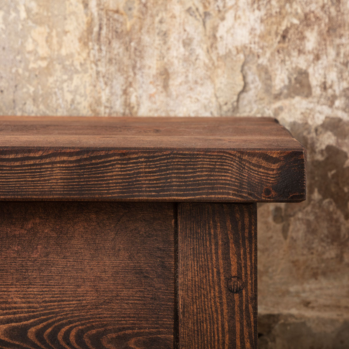 Derwent Blanket Box -