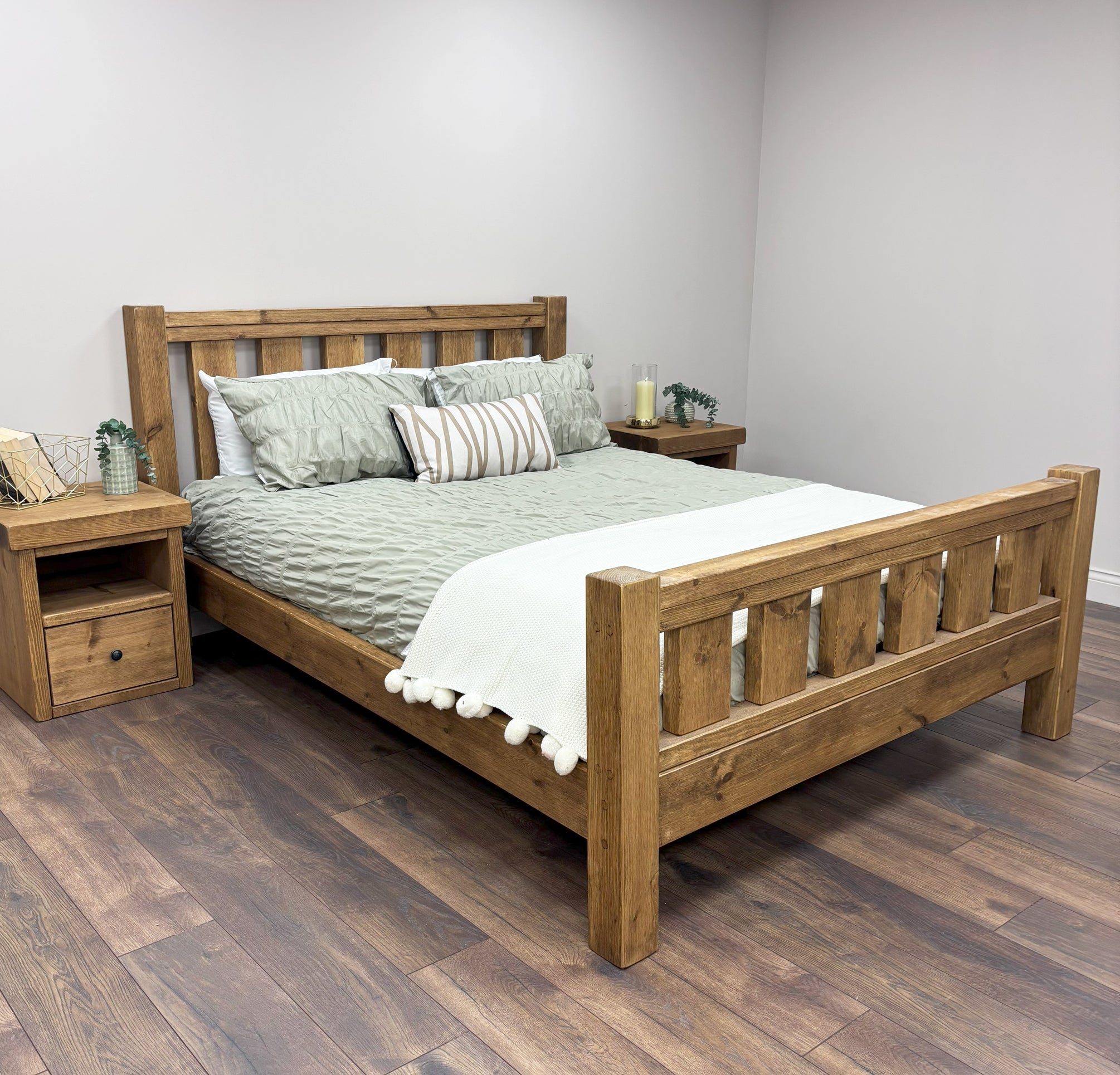 Derwent Bed Frame With Footboard -