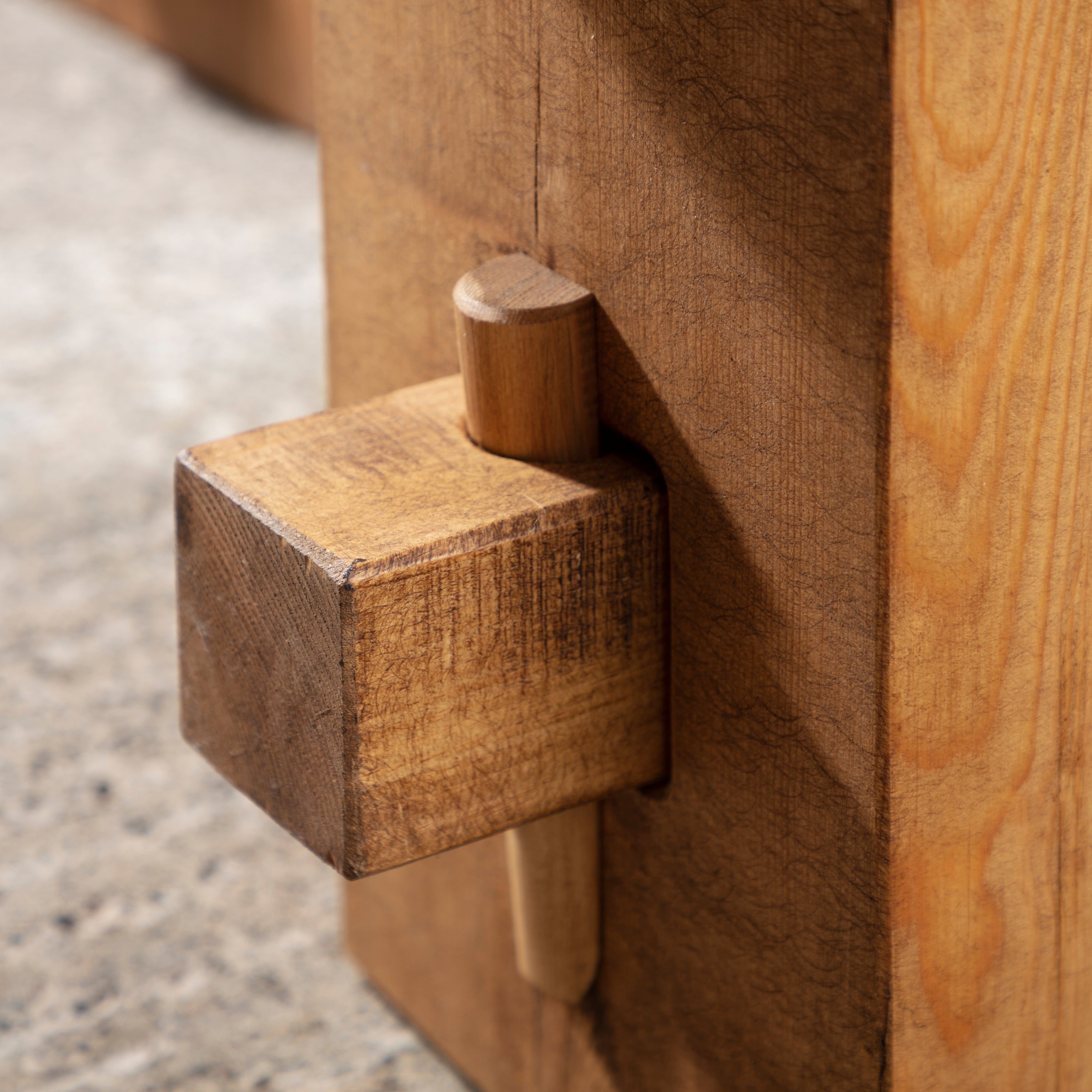 Derwent Dining Bench -