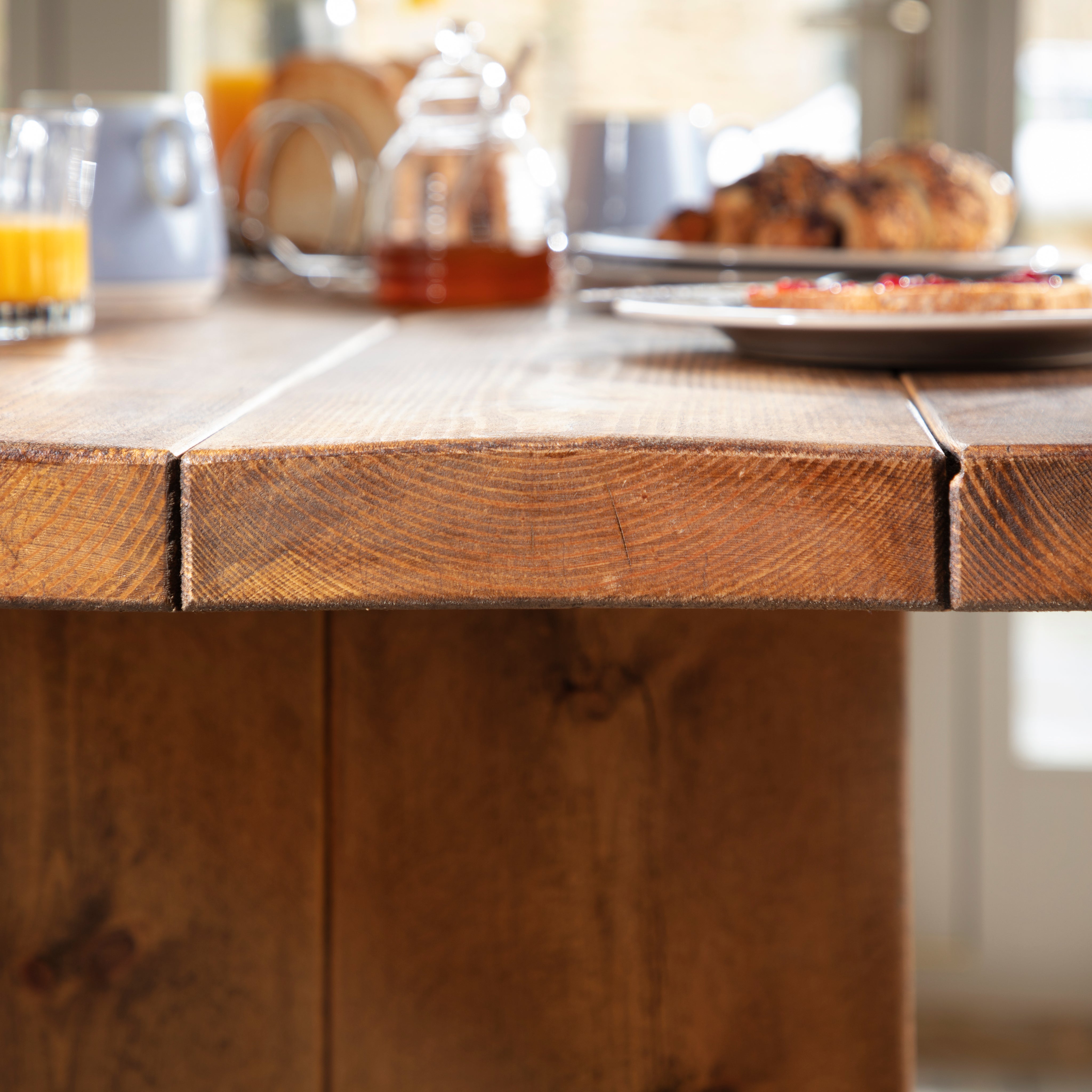 Derwent Dining Table -