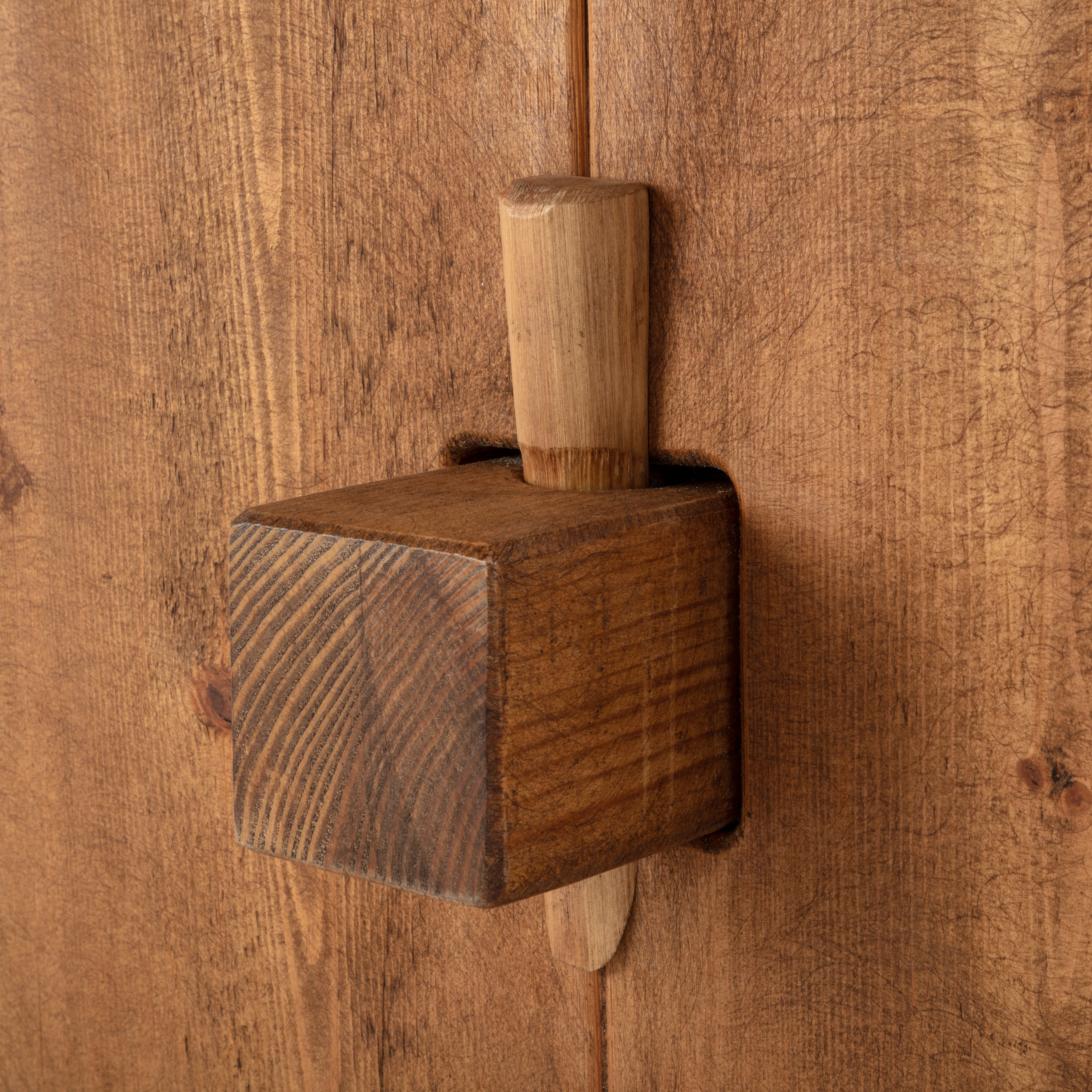 Derwent Dining Table -