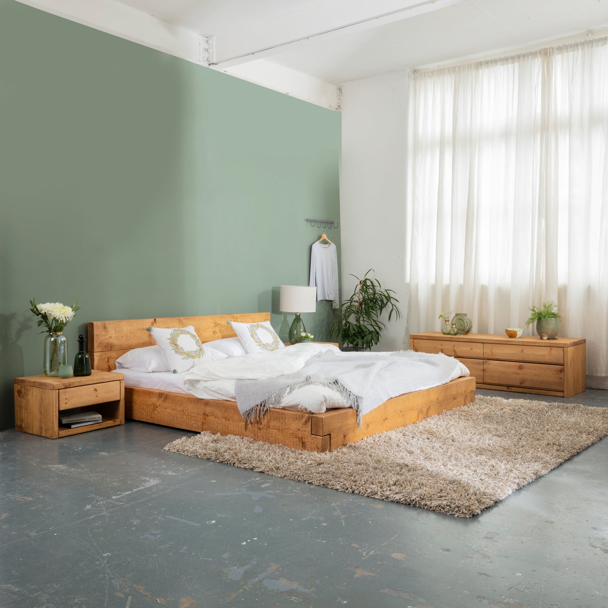 Pandon Bed Frame -