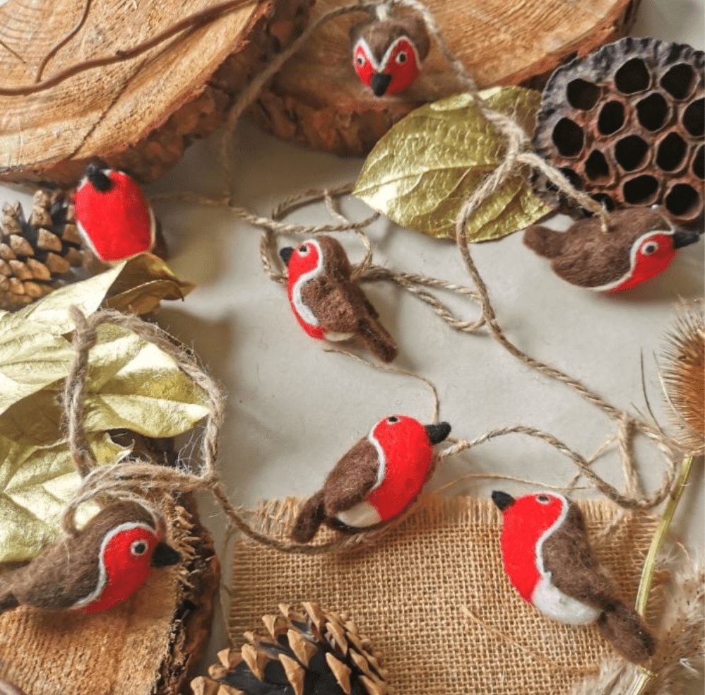 Felt Christmas Robin Garland - Christmas Garlands & Wreaths