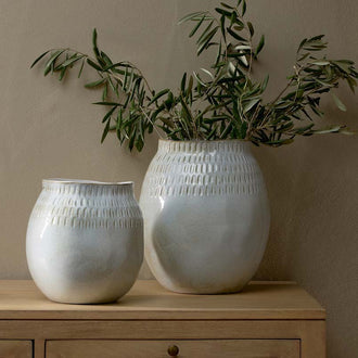 Off-White Ceramic Flower Vase