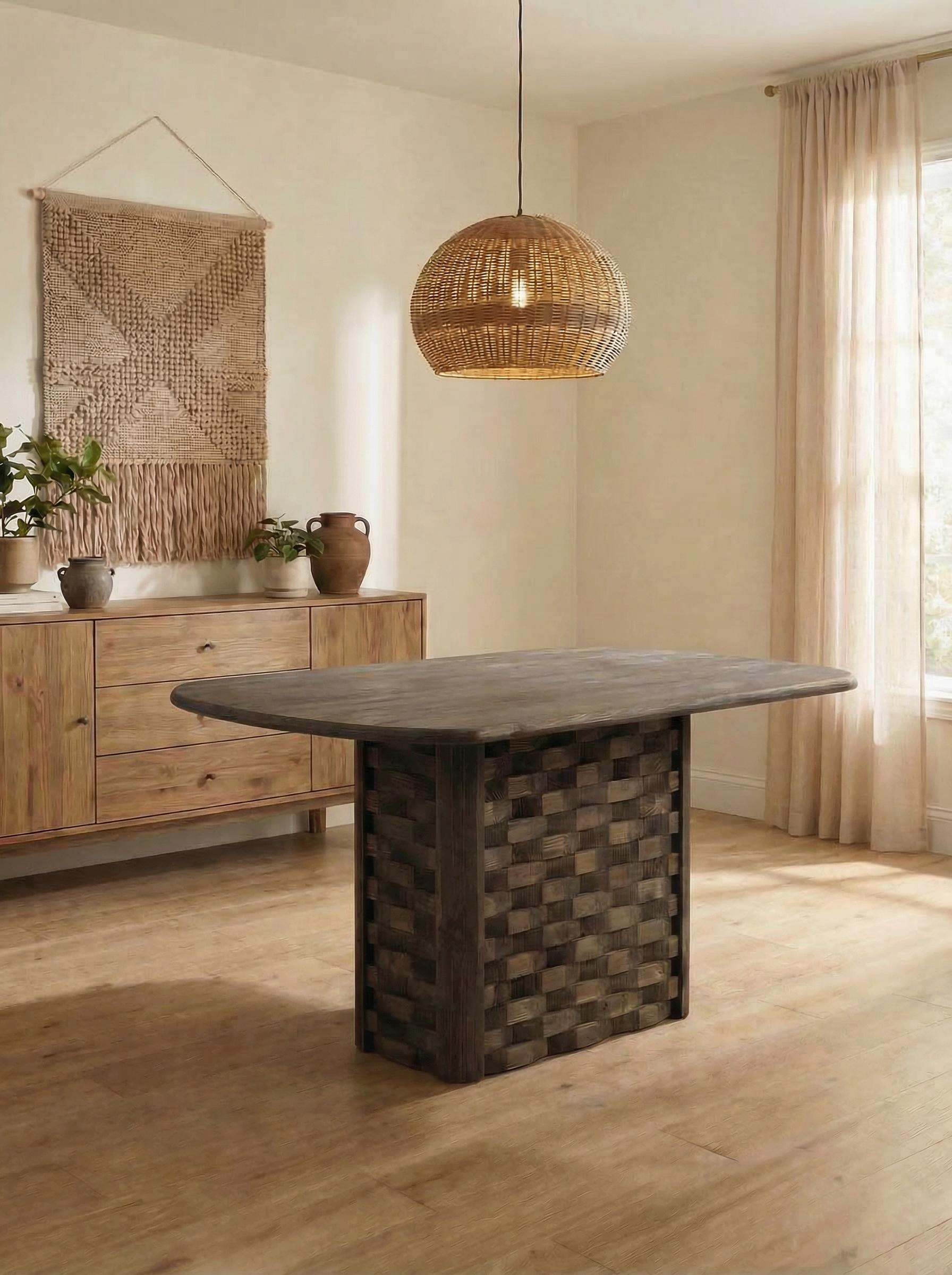 Corbridge Column Dining Table