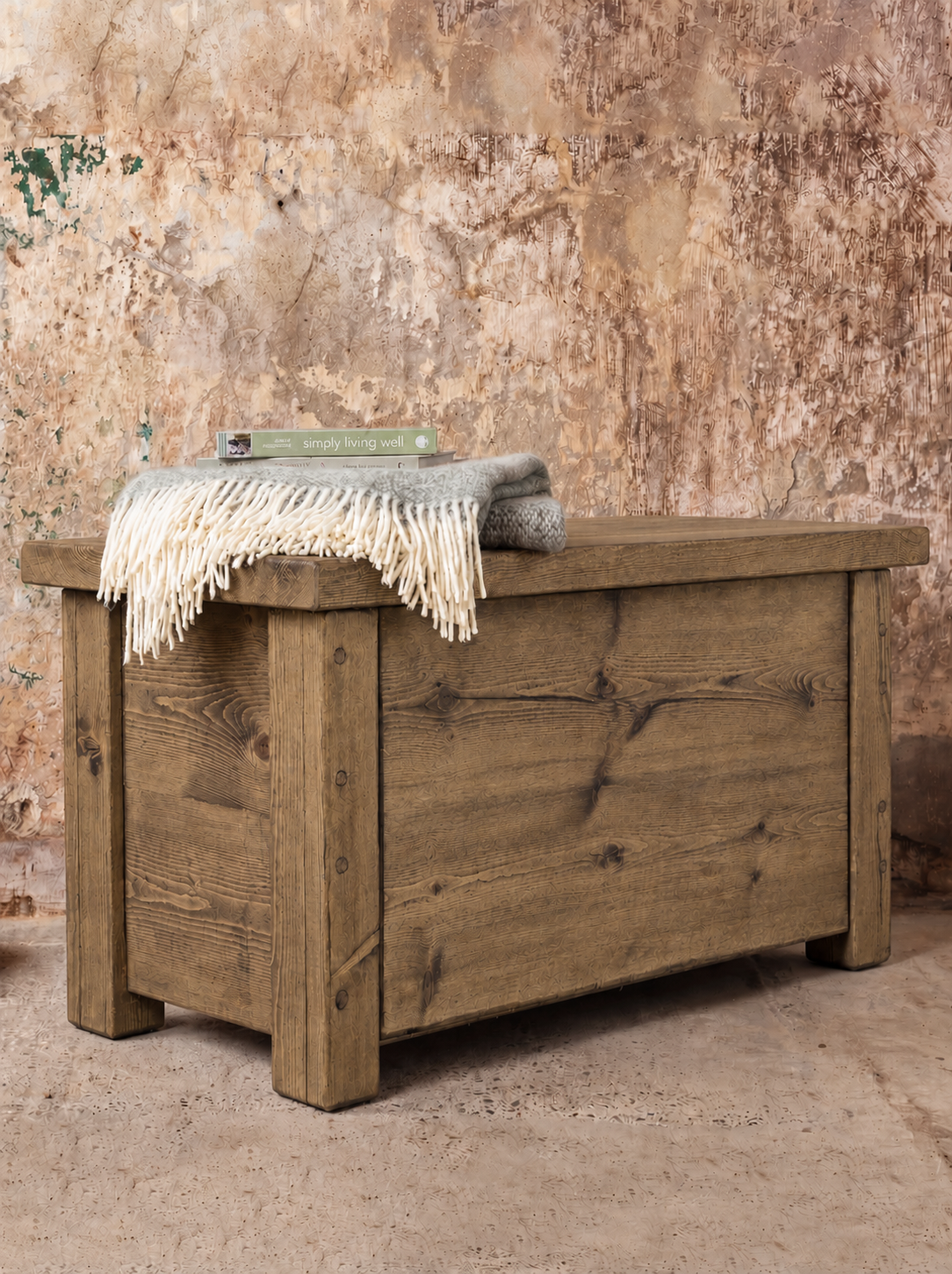 Derwent Blanket Box