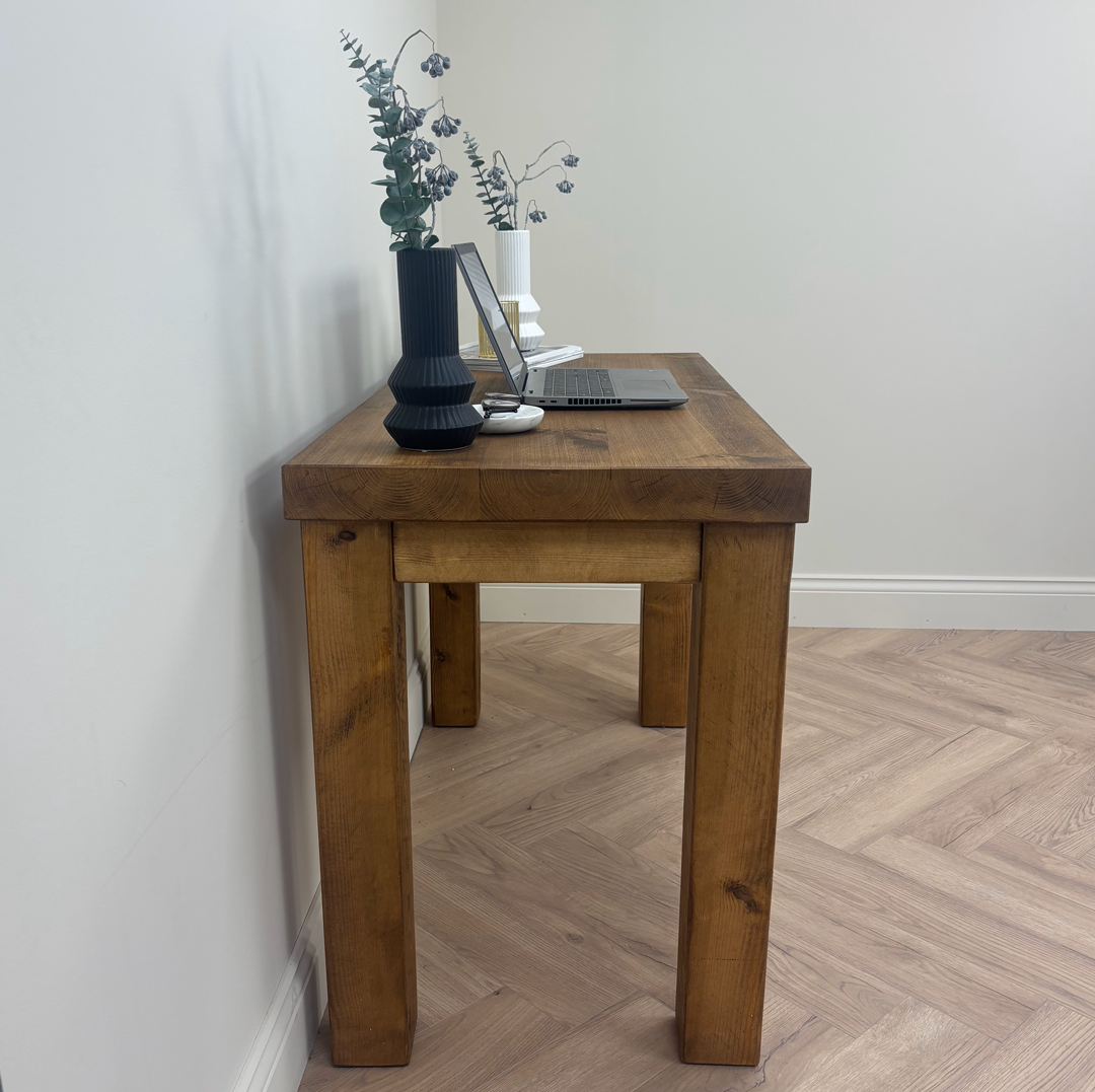 Wansbeck Desk With Drawer - Desks
