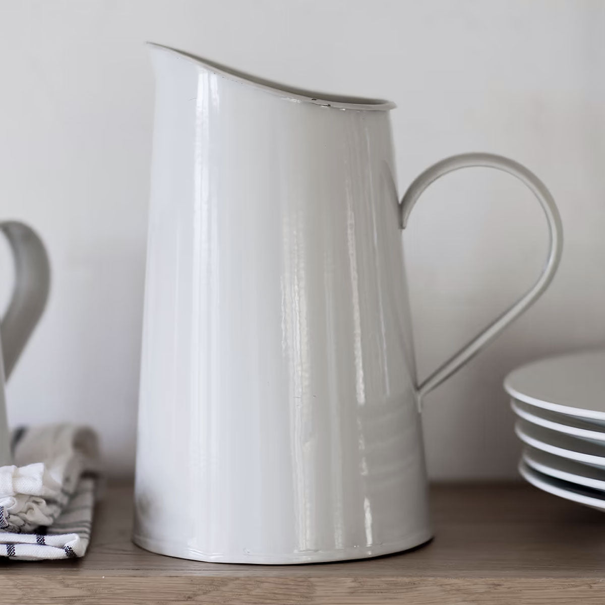 Chalk White Retro Jug - Tableware