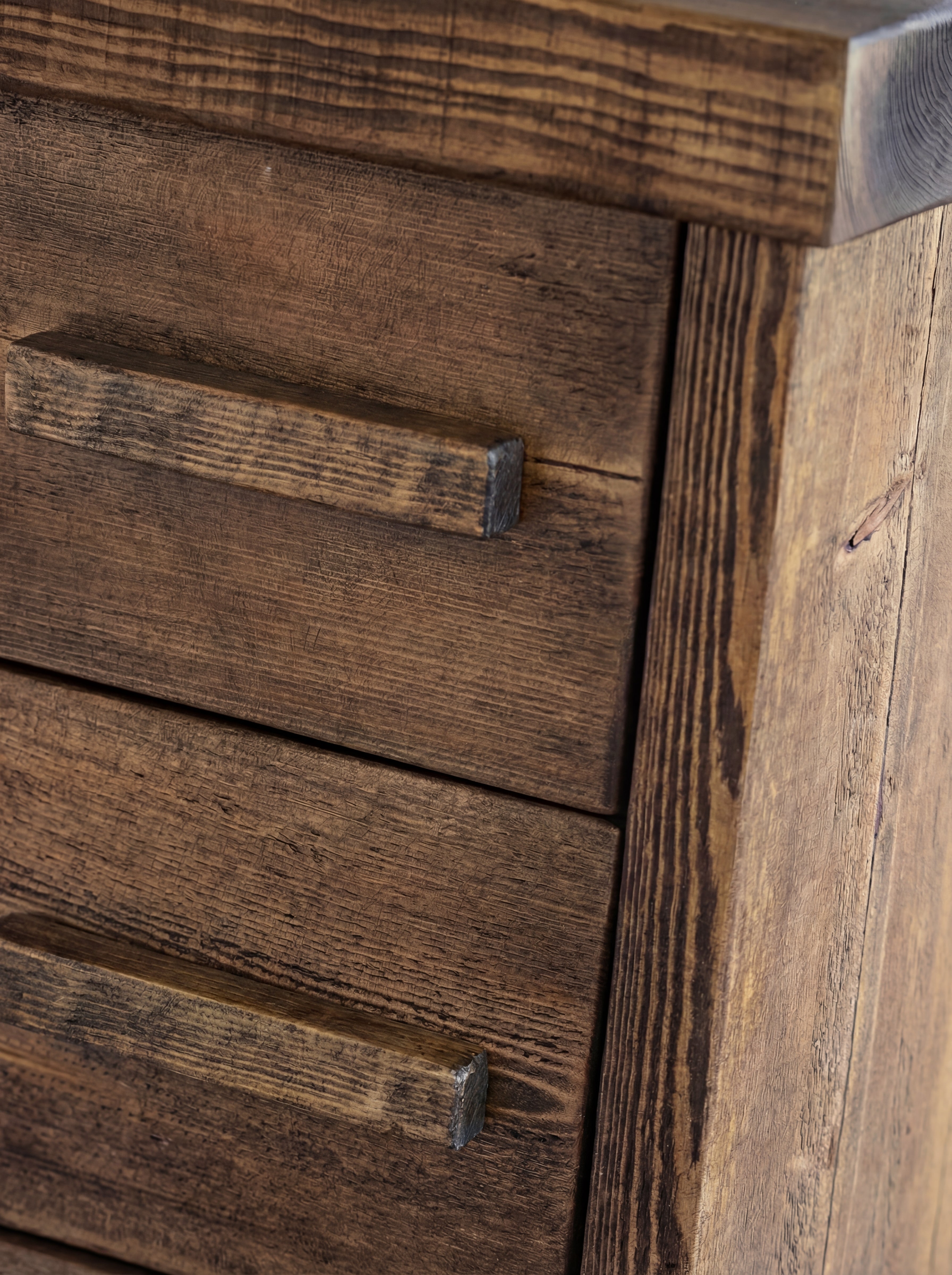 Derwent Large Chest Of Drawers