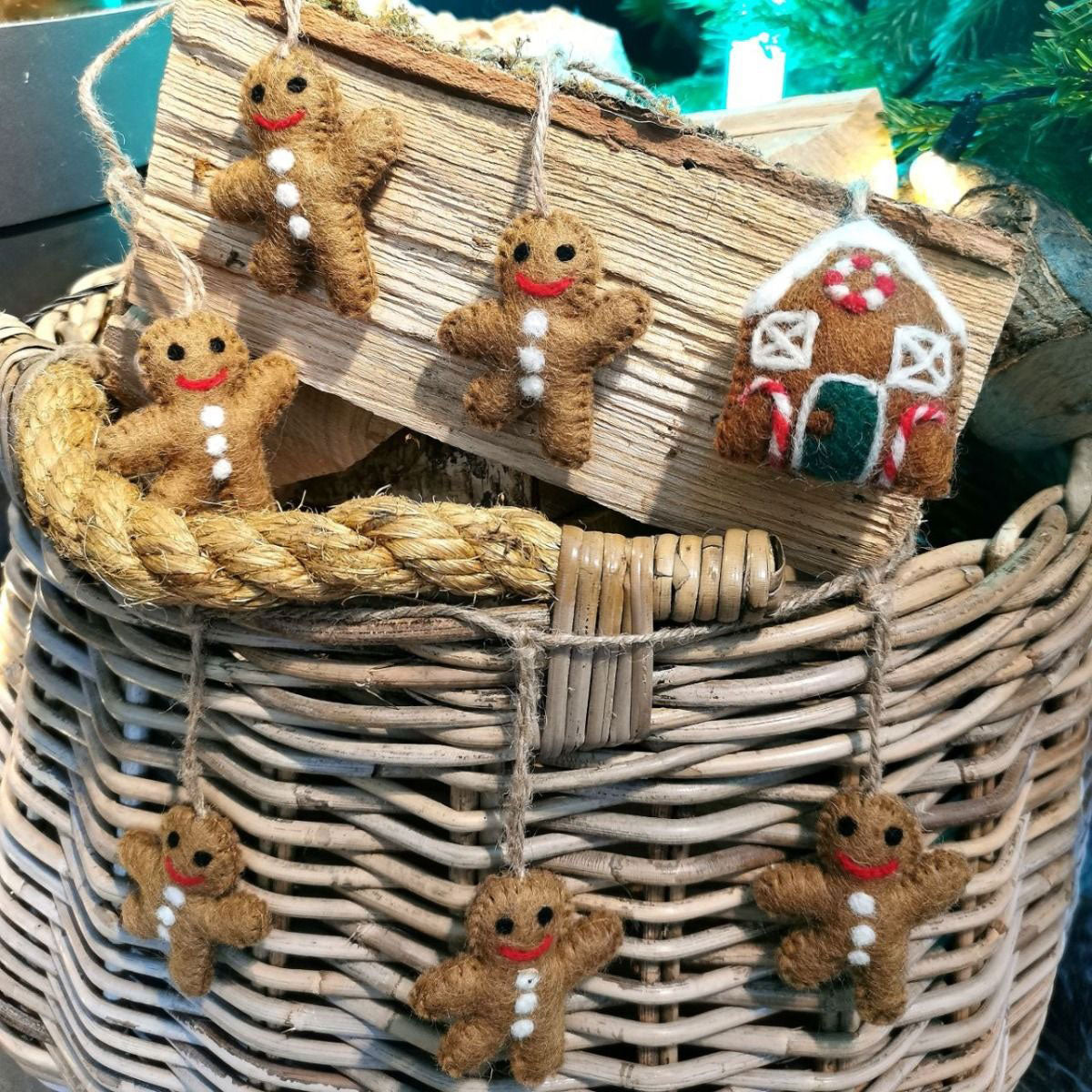 Felt Gingerbread Christmas Garland - Christmas Garlands & Wreaths