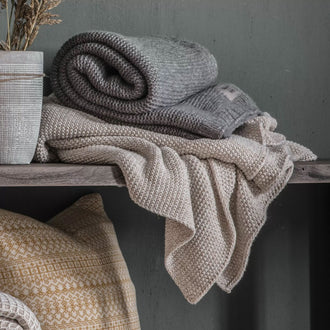 Grey Chunky Knitted Throw - Soft Furnishings