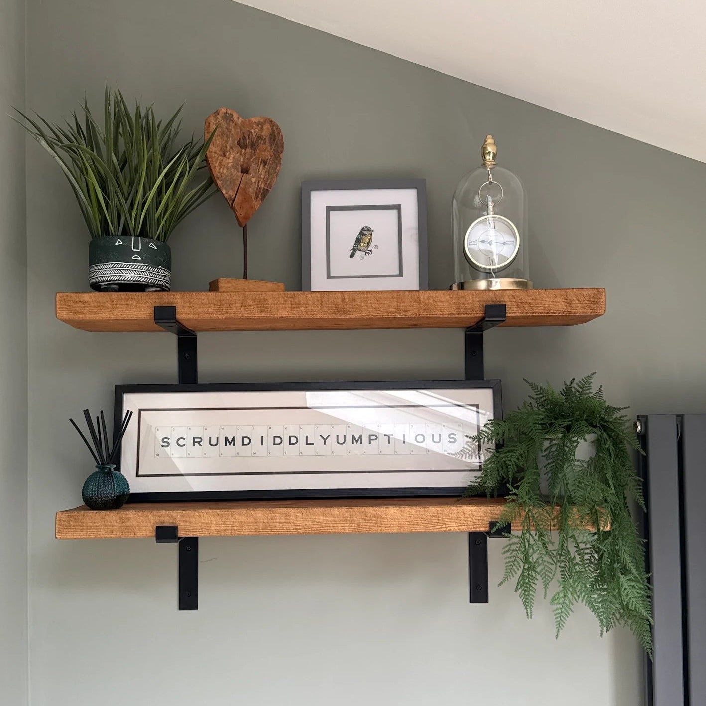 Hetton Black Metal Shelf Bracket