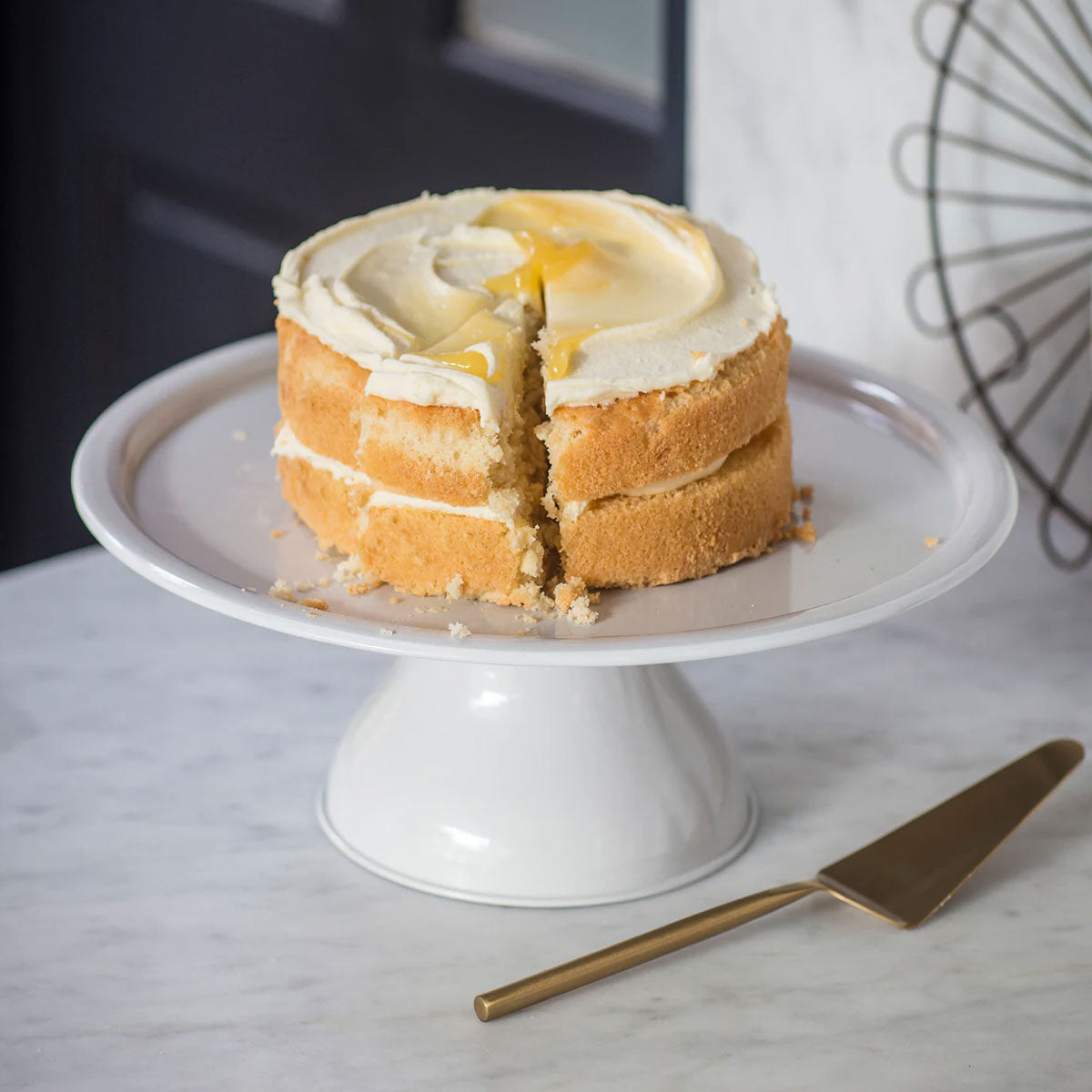 White Steel Cake Stand