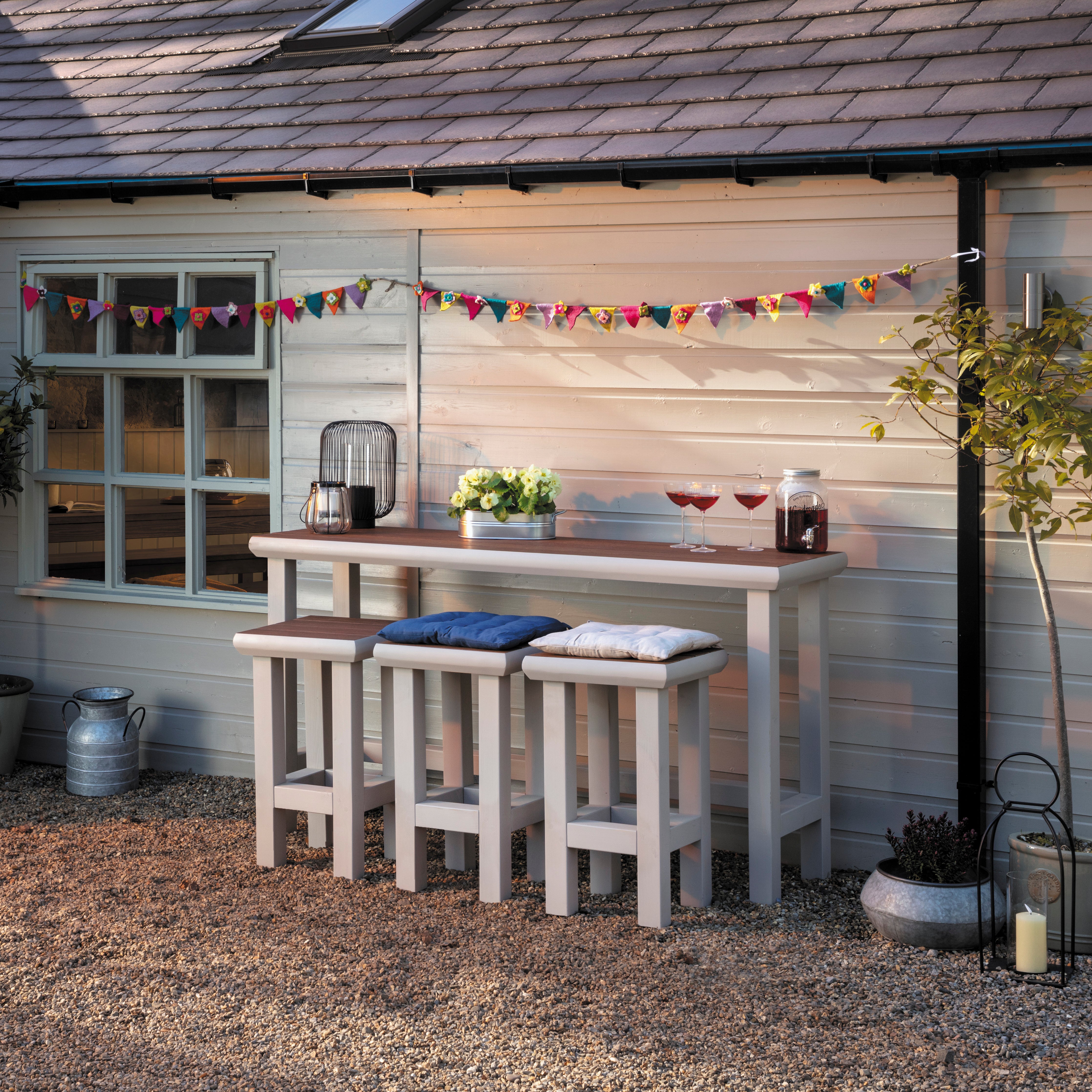 Outdoor bar store table top